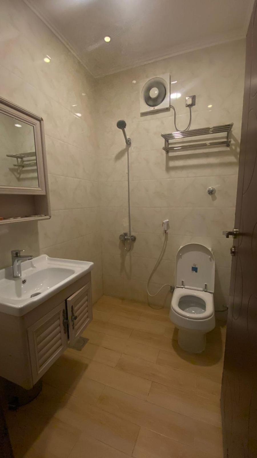 Fakher Yanbu 3 Furnished Units Aparthotel Ngoại thất bức ảnh