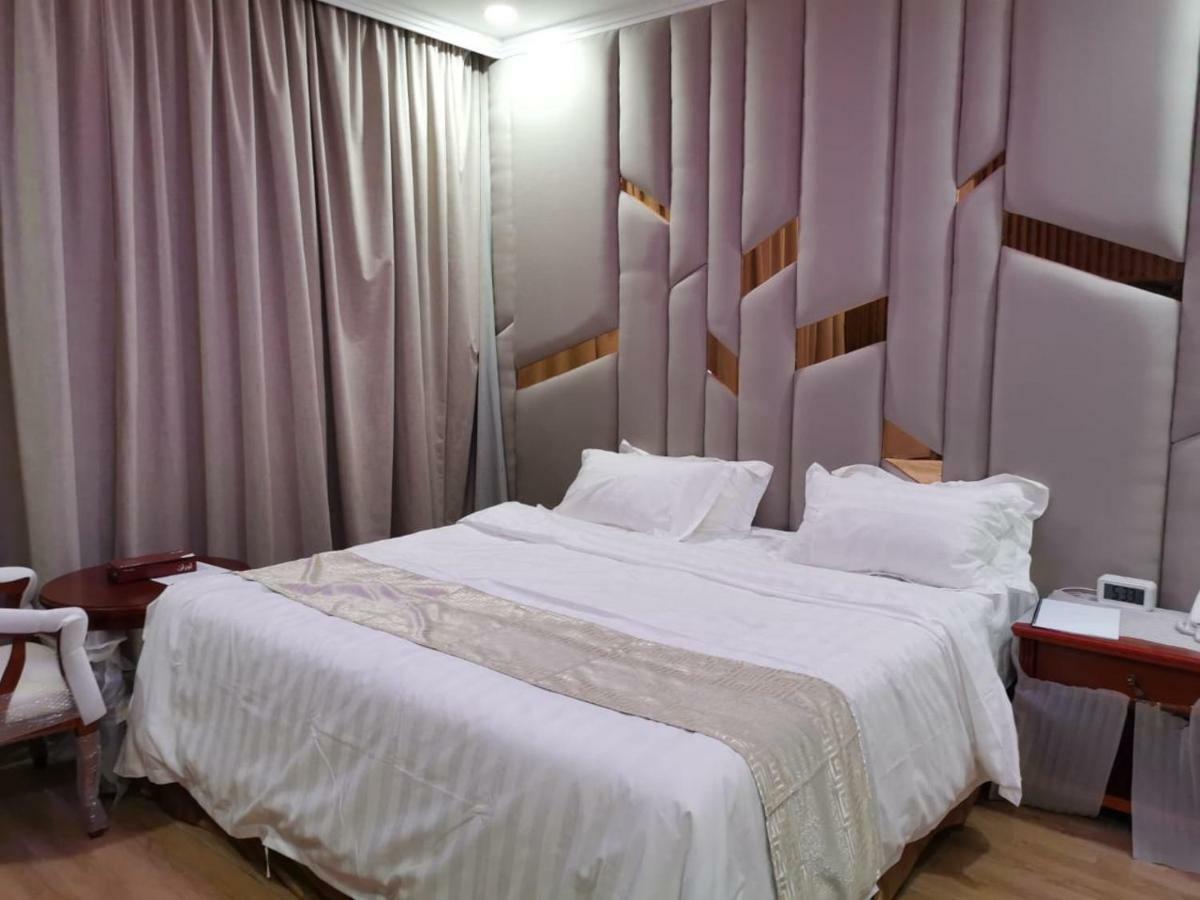 Fakher Yanbu 3 Furnished Units Aparthotel Ngoại thất bức ảnh