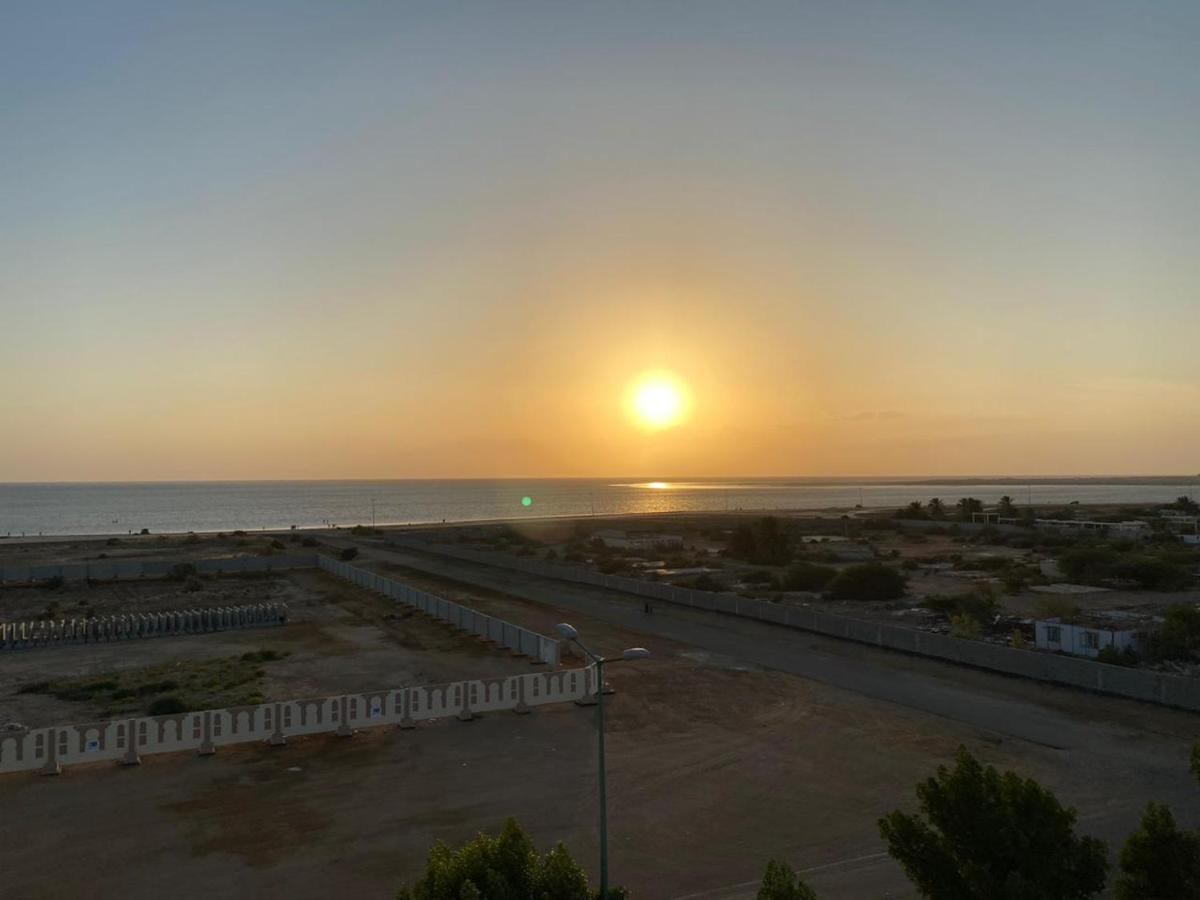 Fakher Yanbu 3 Furnished Units Ngoại thất bức ảnh
